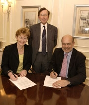 University signing